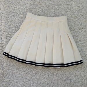 Sunday Best Olive Micro Skirt Whisper Wht/Starboard Selling Size 2 (ISO Size 4)